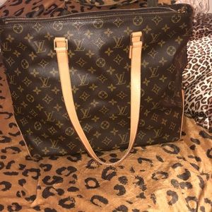 Louis Vuitton Monogram Canvas Cabas Mezzo
